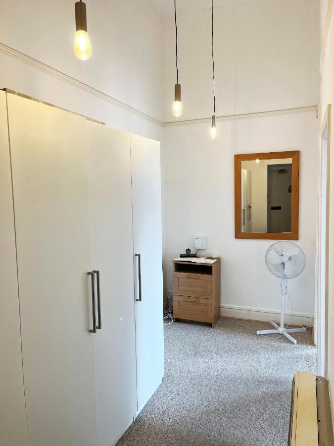 On The Quay Apartment ฮาริตช์ ภายนอก รูปภาพ